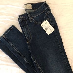 Free People: Long + Lean Jegging in Indigo size 27